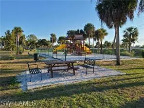 a view of a window in a room