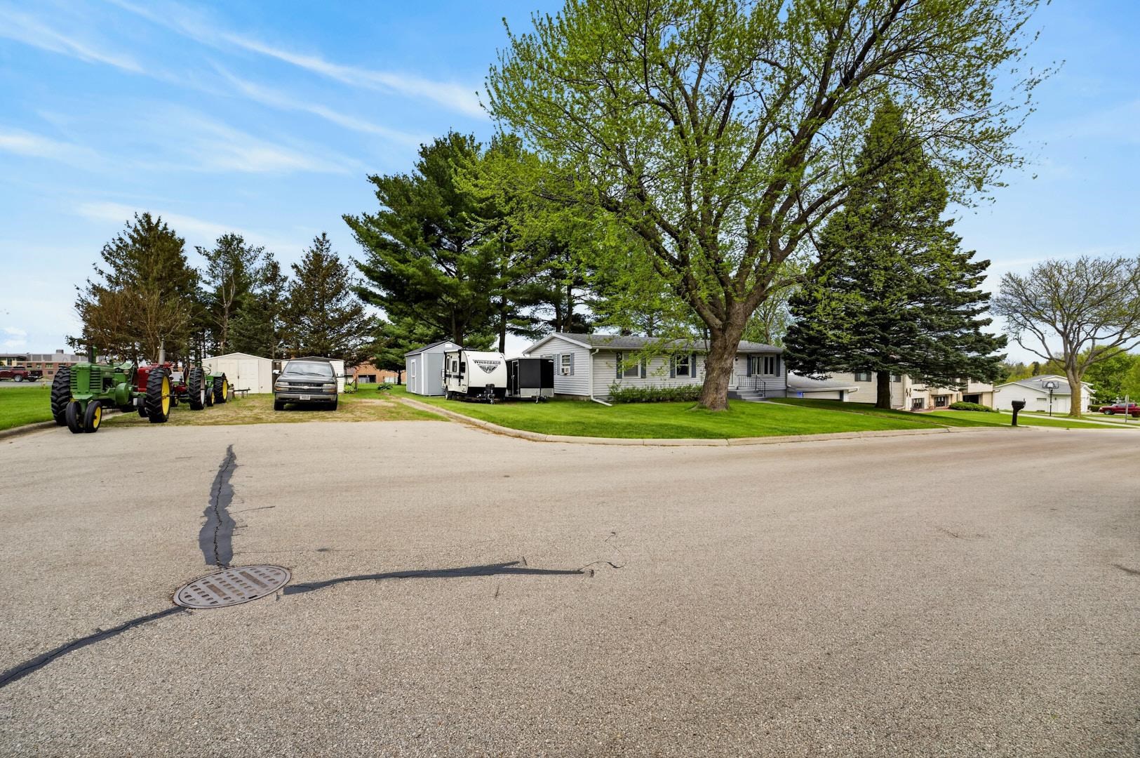 215 25th Avenue Monroe, WI 53566 - Photo 45 of 48