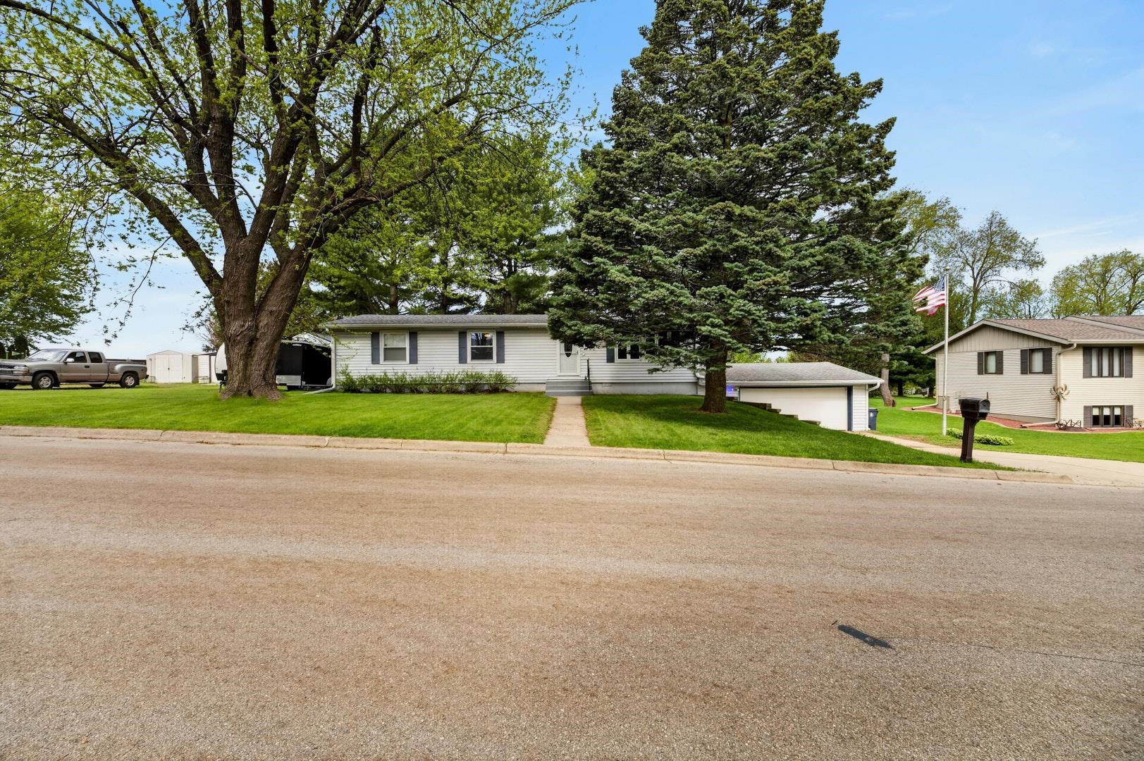 215 25th Avenue Monroe, WI 53566 - Photo 47 of 48