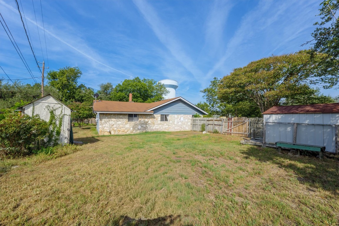 9505 Eddystone Street Austin, TX 78729 - Photo 13 of 14