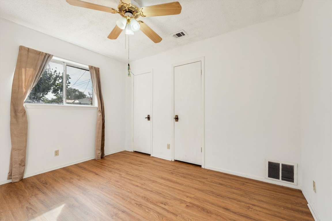 9505 Eddystone Street Austin, TX 78729 - Photo 9 of 14