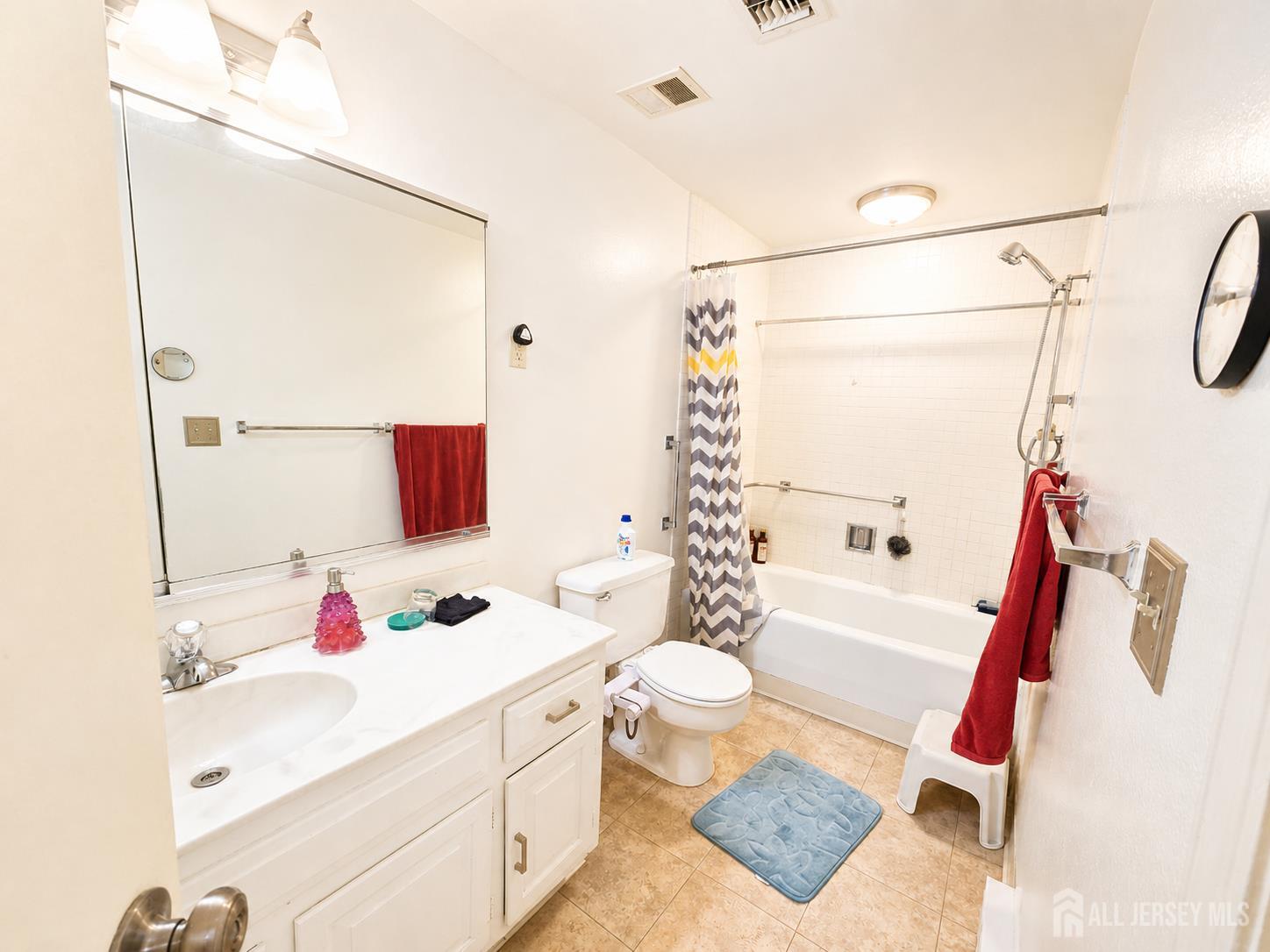 148 Old Nassau Road, Unit C Monroe Township, NJ 08831 - Photo 16 of 22
