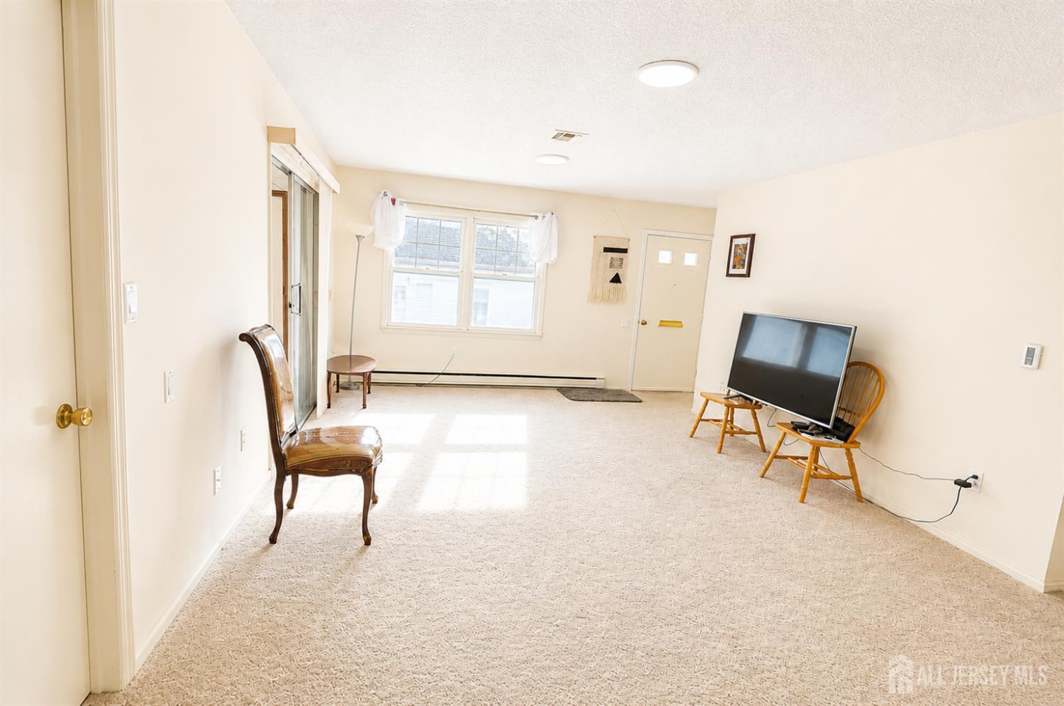 148 Old Nassau Road, Unit C Monroe Township, NJ 08831 - Photo 4 of 22