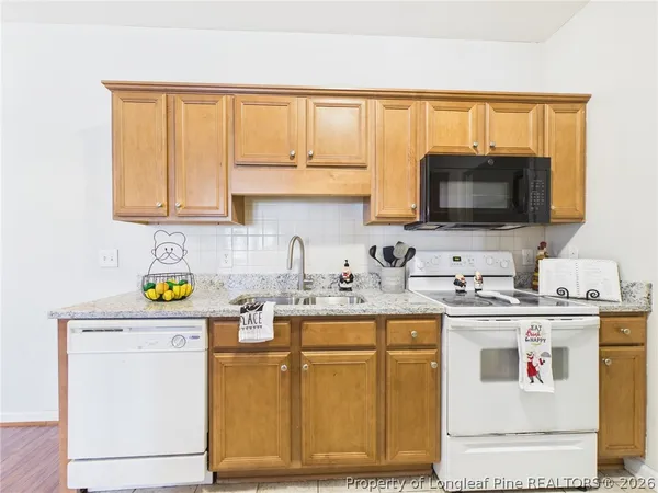 $160,000 | 625 Marshtree Lane, Unit 301, Fayetteville, NC 28314