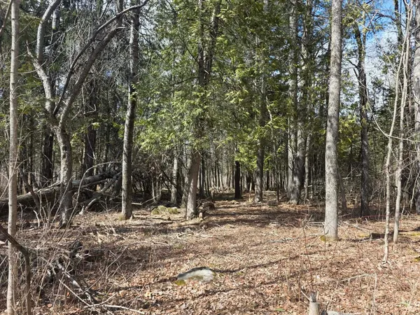 $40,000 | 11 Main Street, Clinton, ME 04927