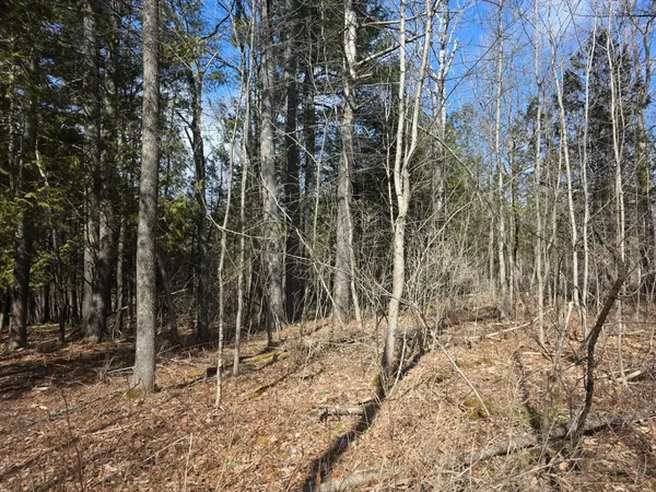 $40,000 | 11 Main Street, Clinton, ME 04927