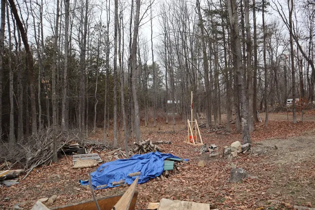 $59,900 | 11 Main Street, Clinton, ME 04927