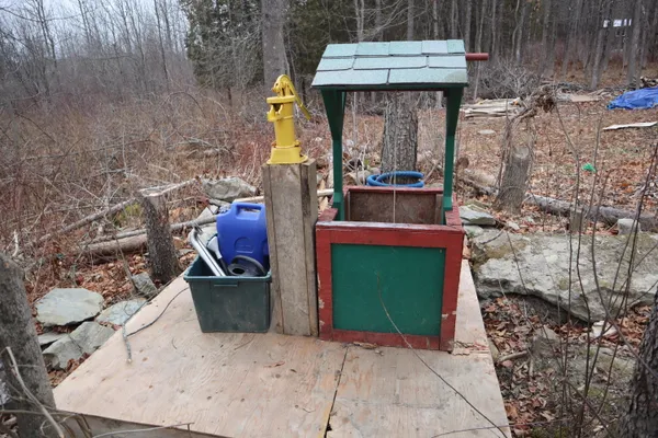 $45,000 | 11 Main Street, Clinton, ME 04927