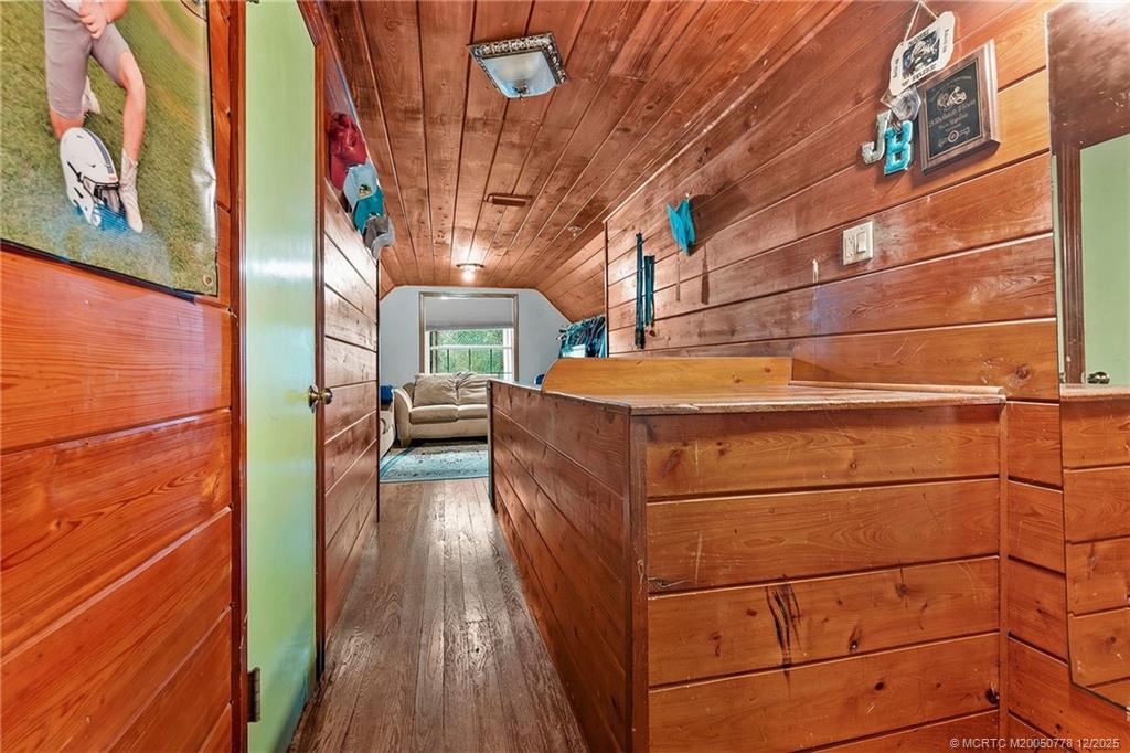 1699 Northwest Britt Road Stuart, FL 34994 - Photo 24 of 54 a utility room with dryer and washer