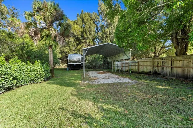 $800,000 | 1699 Northwest Britt Road, Stuart, FL 34994