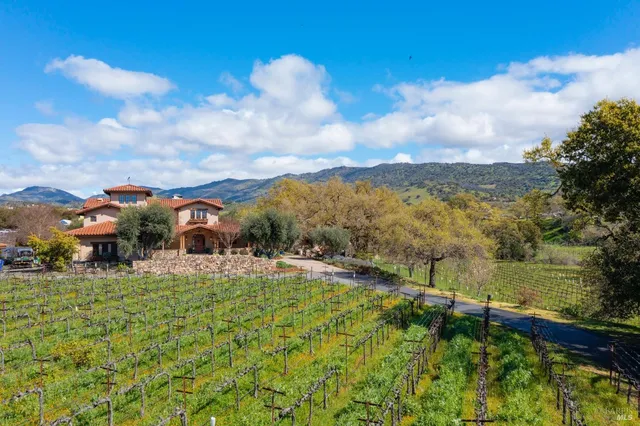$8,500,000 | 4054 Silverado Trail, Napa, CA 94558