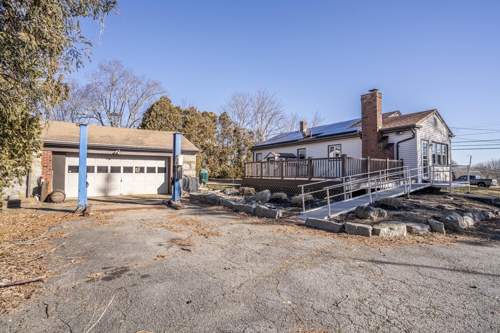 179 Middle Road Acushnet, MA 02743 - Photo 8 of 41 Gallery Image 8