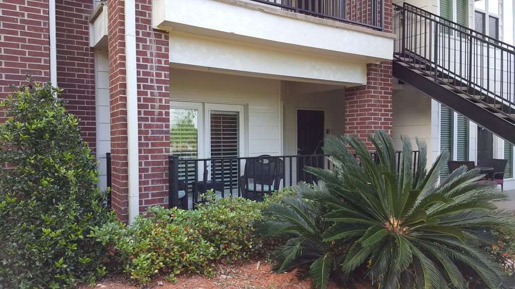 20050-407 Oak Road East, Unit 407 Gulf Shores, AL 36542 - Photo 45 of 50 Porch