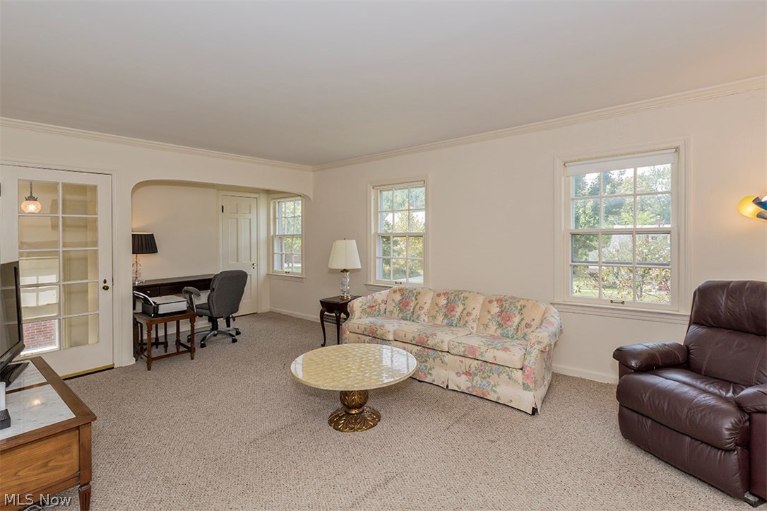 2355 Ashurst Road Cleveland, OH 44118 - Photo 21 of 35