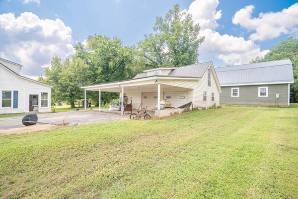 $329,000 | 109 Cherry Street, Westpoint, TN 38486