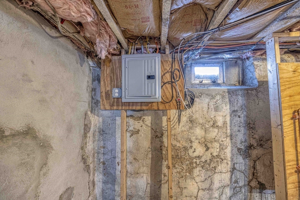 12 Beacon Street Taunton, MA 02780 - Photo 23 of 24