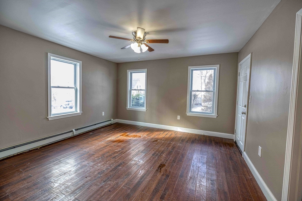 12 Beacon Street Taunton, MA 02780 - Photo 5 of 24