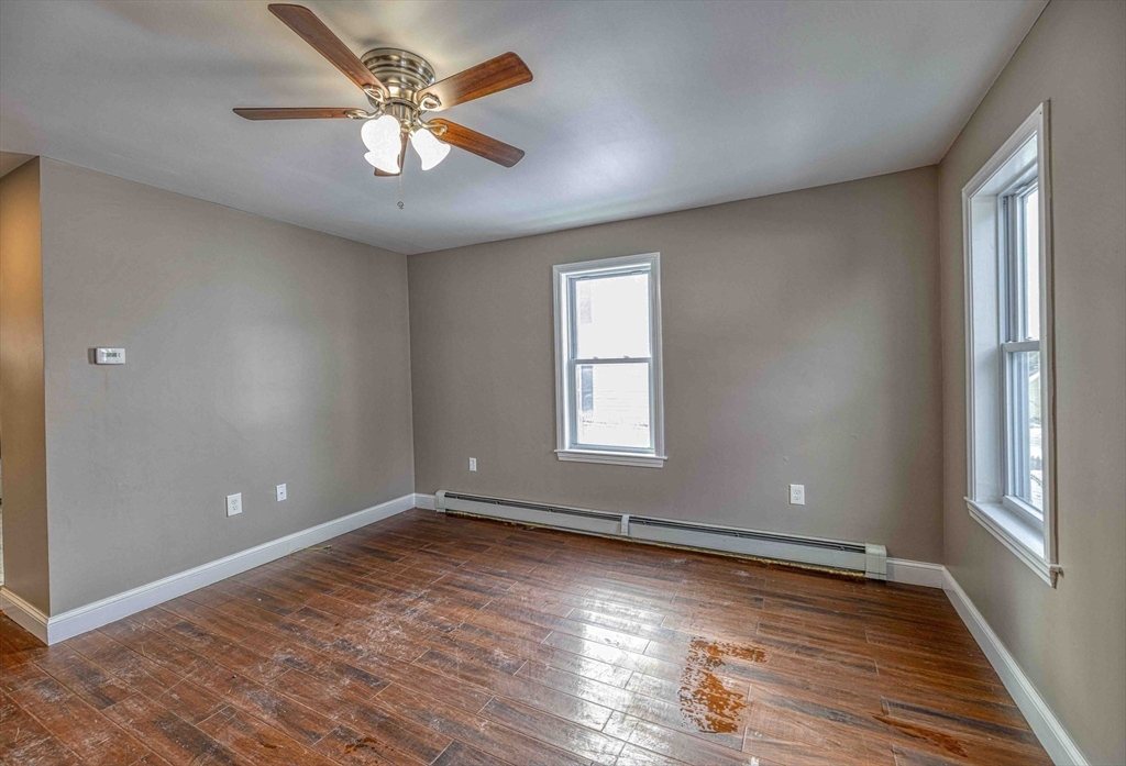 12 Beacon Street Taunton, MA 02780 - Photo 6 of 24