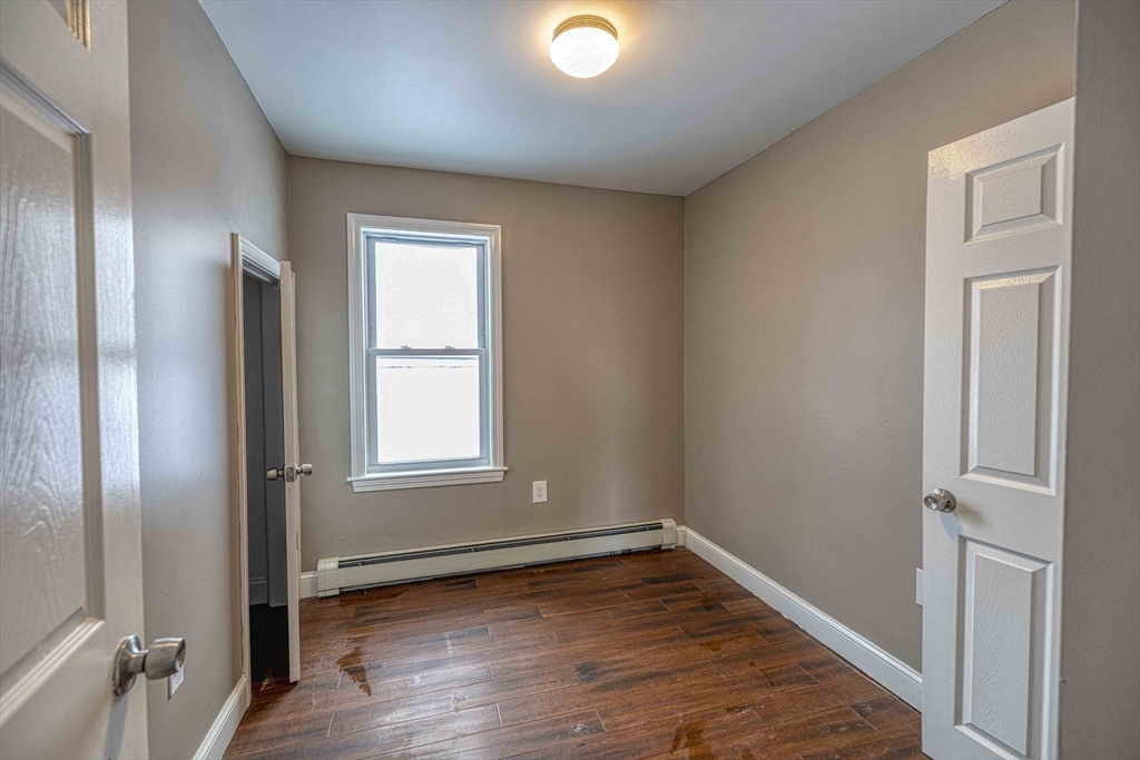 12 Beacon Street Taunton, MA 02780 - Photo 7 of 24