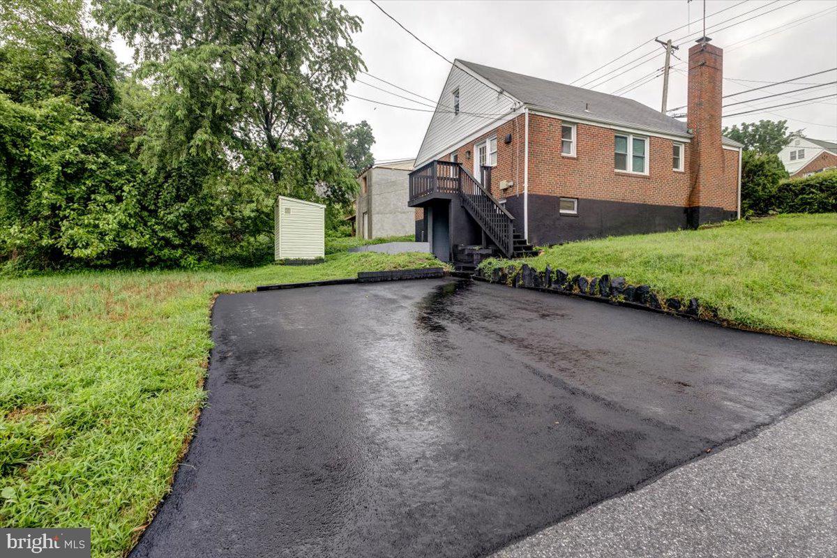 5601 Windsor Mill Road Baltimore, MD 21207 - Photo 16 of 17