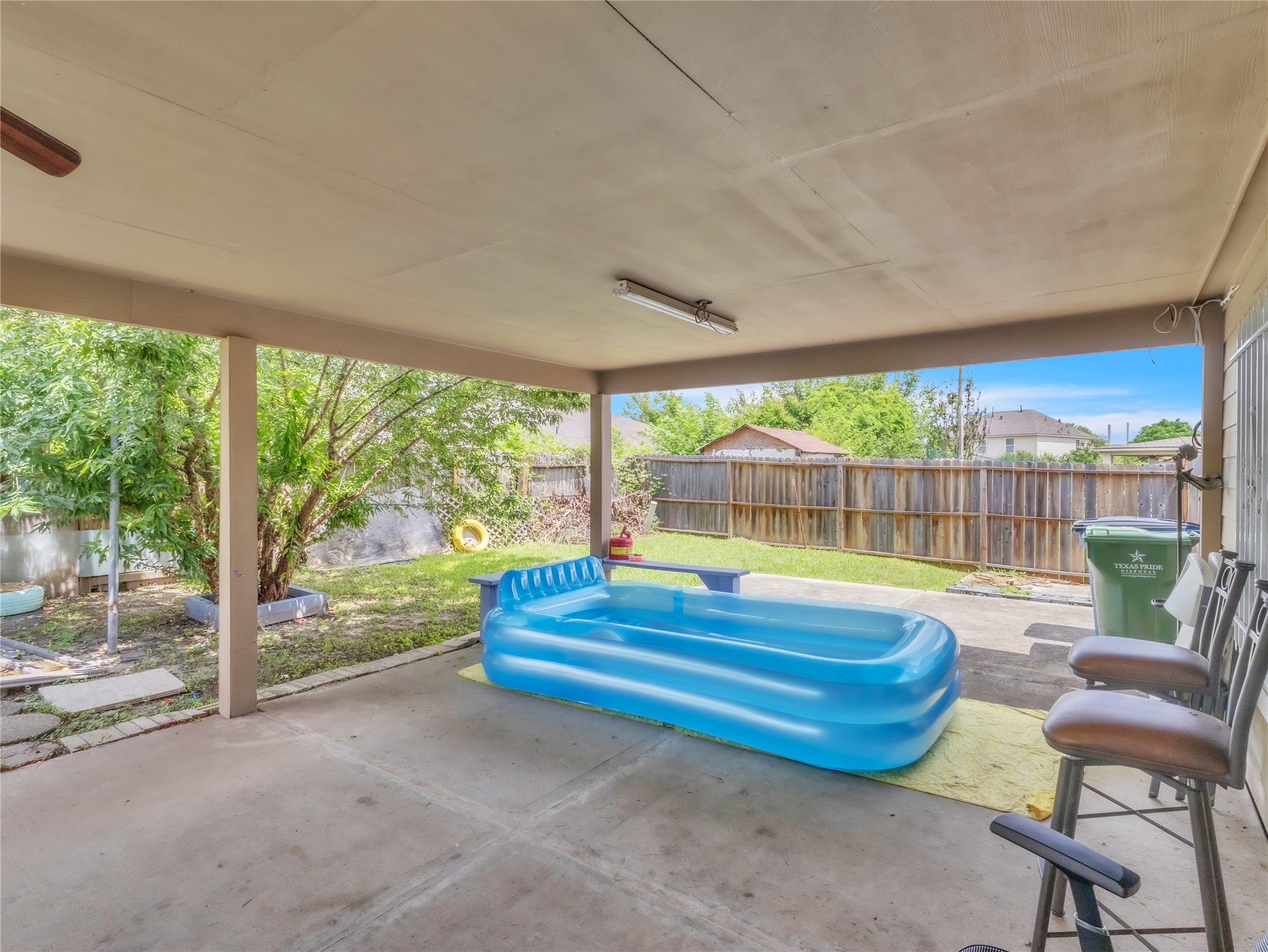 10515 Ince Lane Houston, TX 77040 - Photo 28 of 31 Backyard patio
