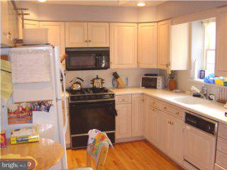 104 Harrogate Road Wynnewood, PA 19096 - Photo 4 of 6 Gallery Image 4