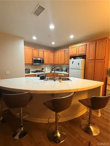 $3,895 | 3320 Shadetree Way, Camarillo, CA 93012