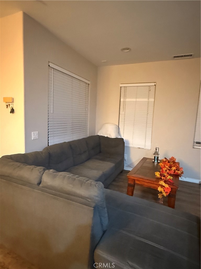 3320 Shadetree Way Camarillo, CA 93012 - Photo 8 of 19 a living room with furniture and a window