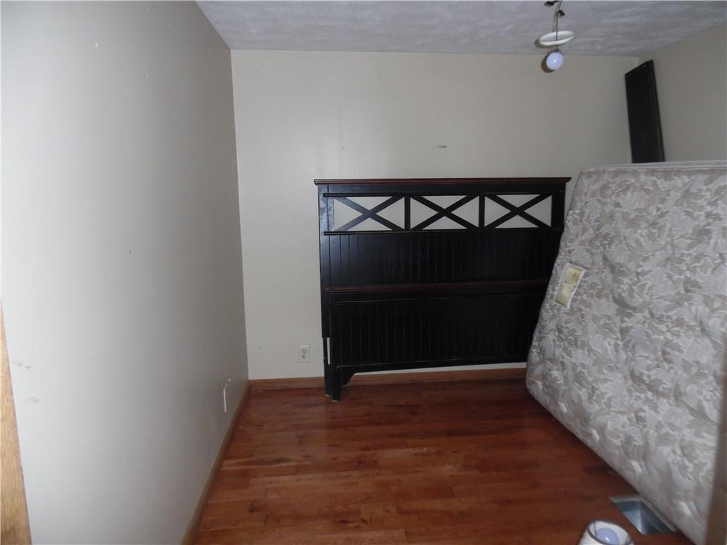 1276 Glades Pike Somerset, PA 15501 - Photo 13 of 32