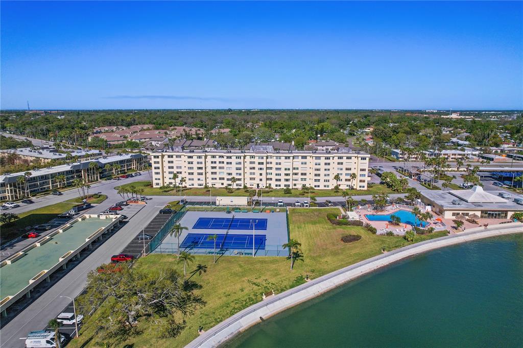 4650 Cove Circle, Unit 611 St. Petersburg, FL 33708 - Photo 23 of 25