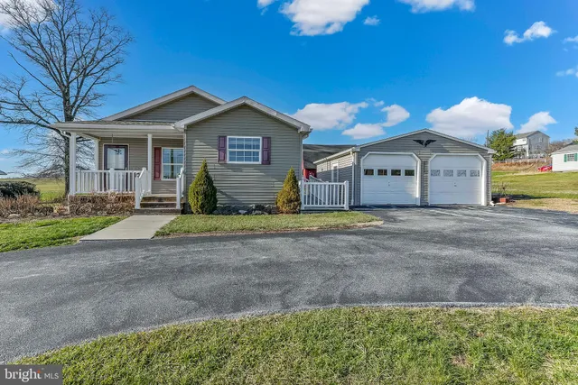 $359,000 | 936 Gap Road, Kinzers, PA 17535