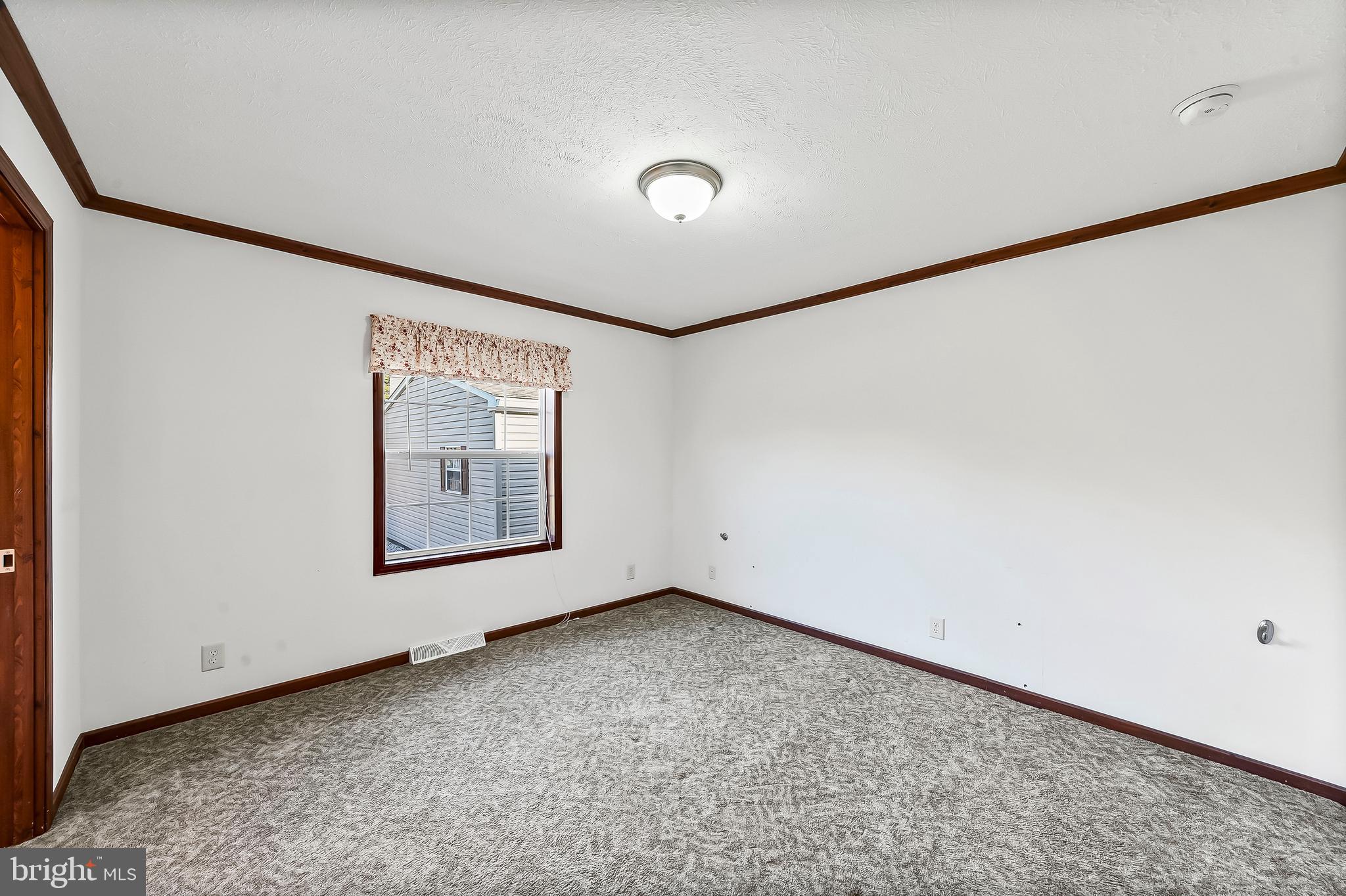 936 Gap Road Kinzers, PA 17535 - Photo 15 of 31 Primary Bedroom