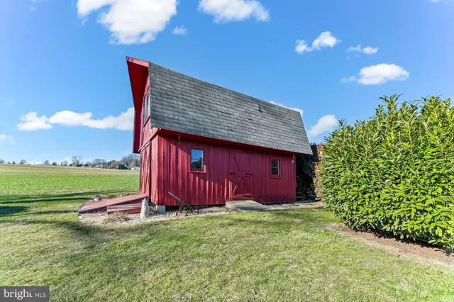 $359,000 | 936 Gap Road, Kinzers, PA 17535