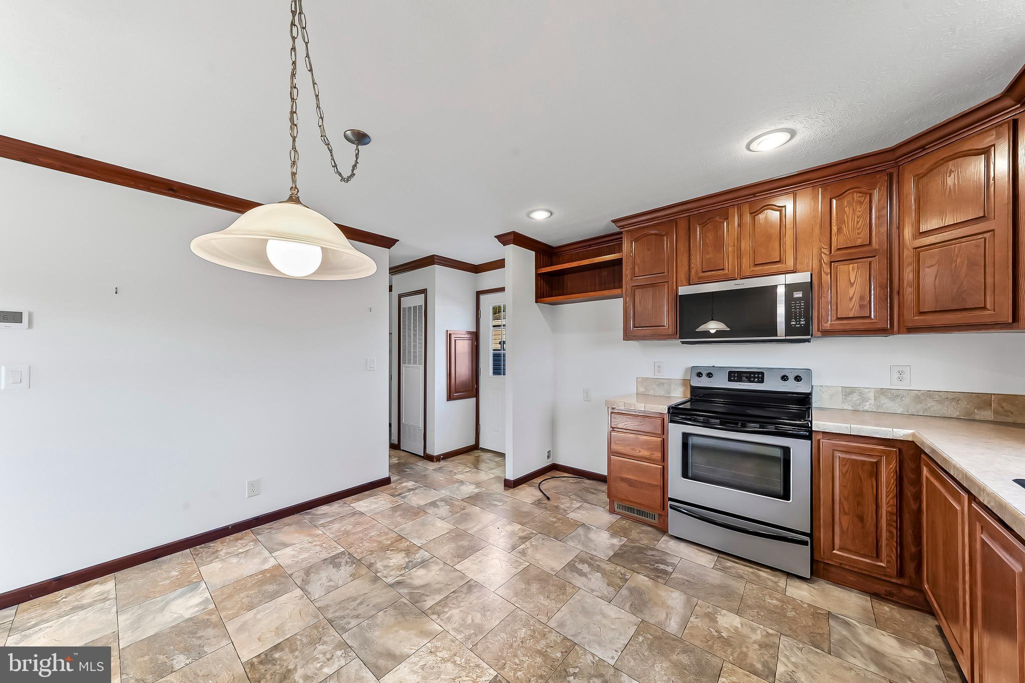 936 Gap Road Kinzers, PA 17535 - Photo 9 of 31 Kitchen/Dining Area