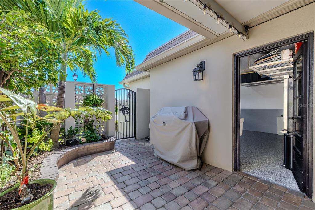 345 Boca Ciega Point Boulevard St. Petersburg, FL 33708 - Photo 48 of 64