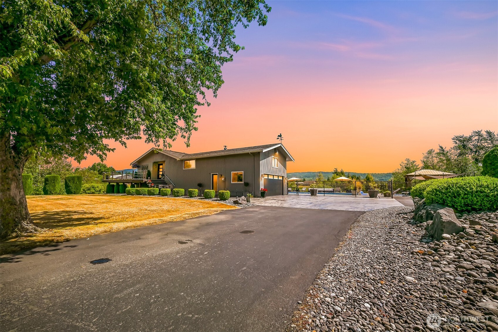 1835 East Smith Road Bellingham, WA 98226 - Photo 4 of 40