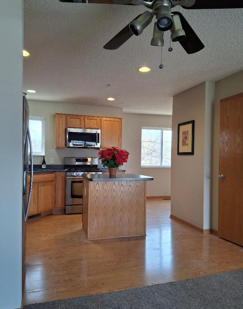 17673 69th Place North Maple Grove, MN 55311 - Photo 4 of 21