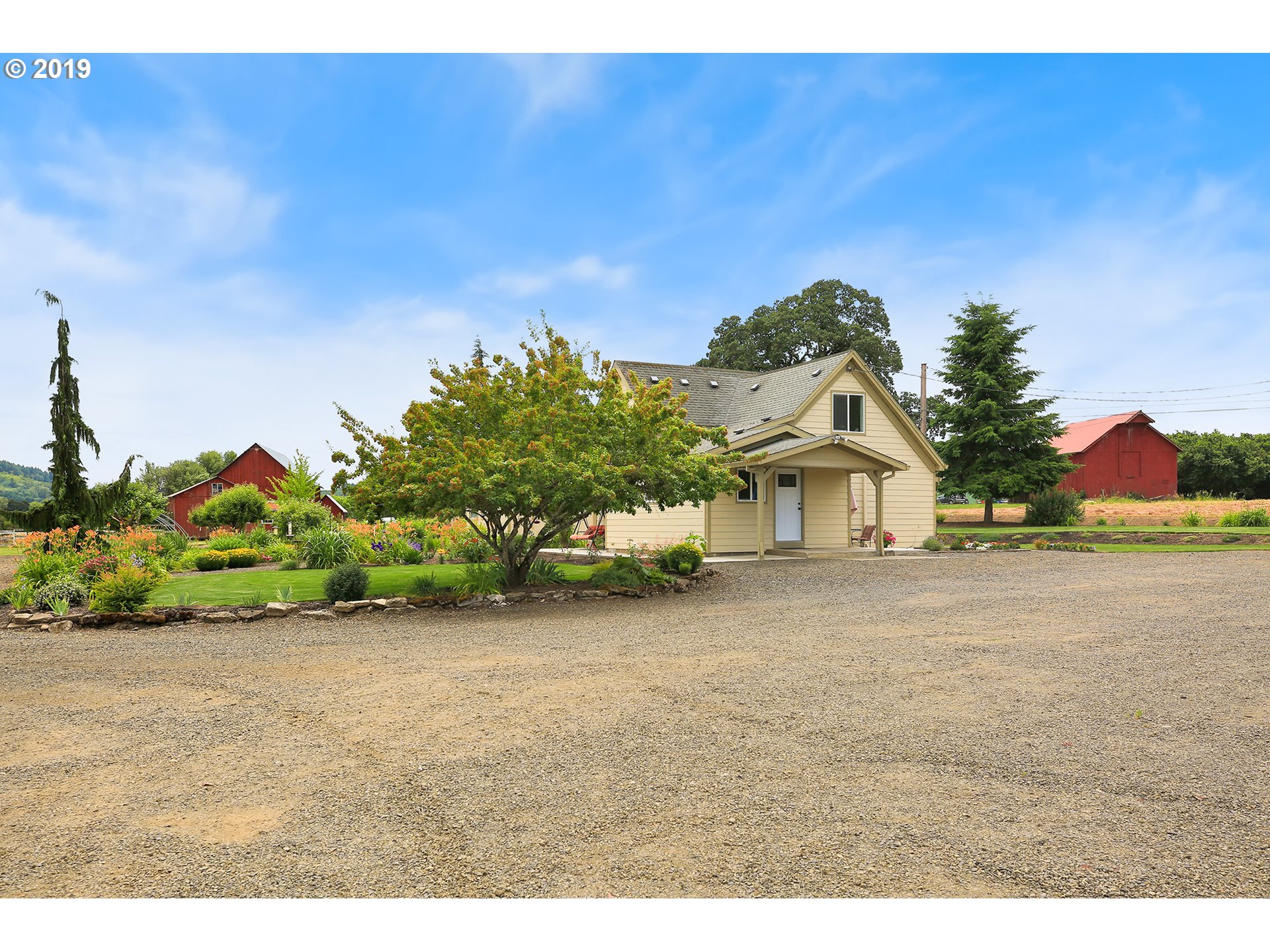 3536 Southwest Anderson Road Forest Grove, OR 97116 - Photo 3 of 32
