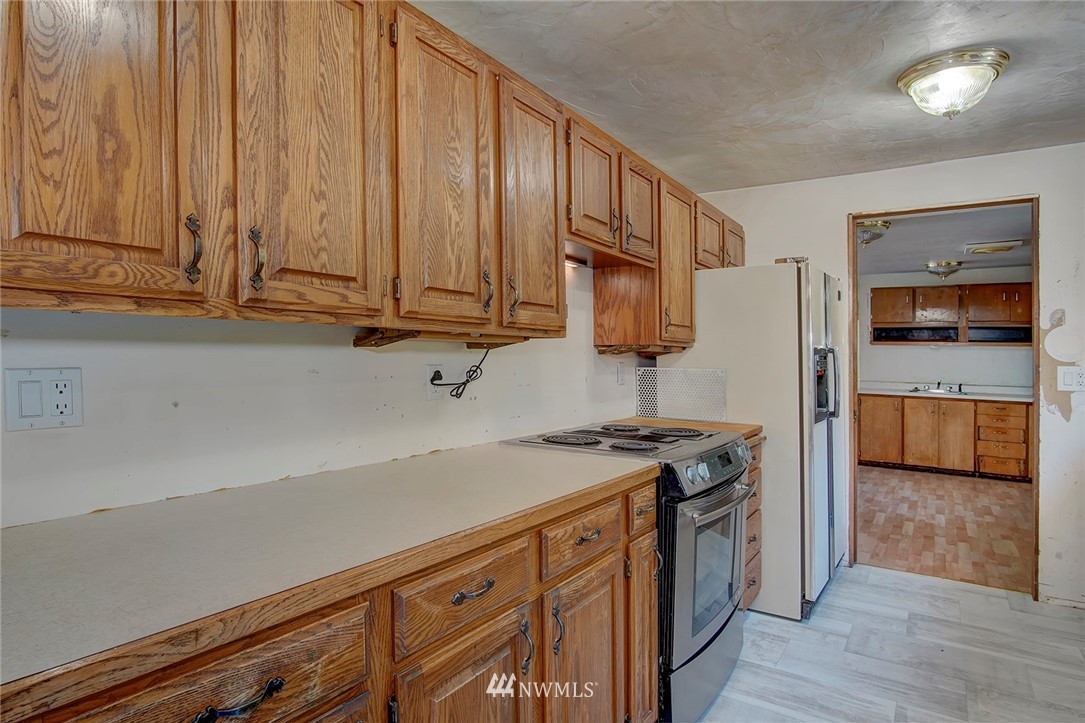 8377 Glenwood Road Southwest Port Orchard, WA 98367 - Photo 17 of 32