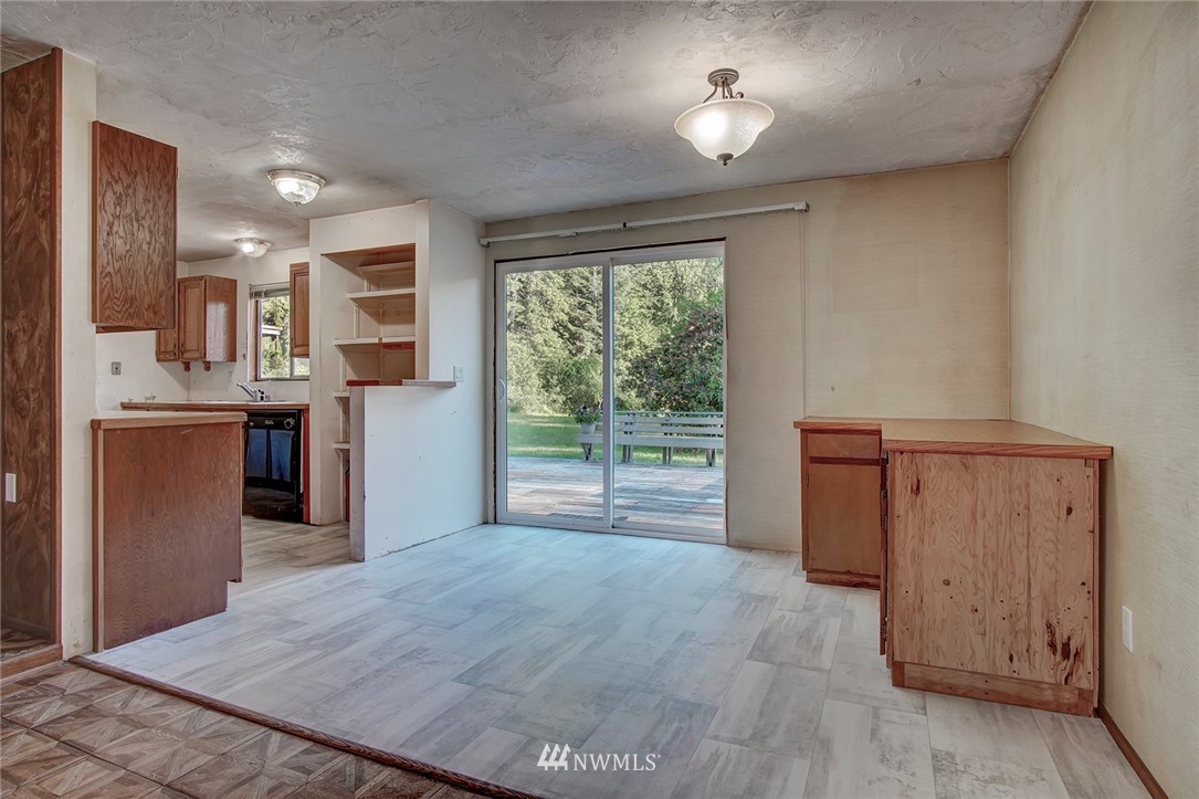 8377 Glenwood Road Southwest Port Orchard, WA 98367 - Photo 19 of 32