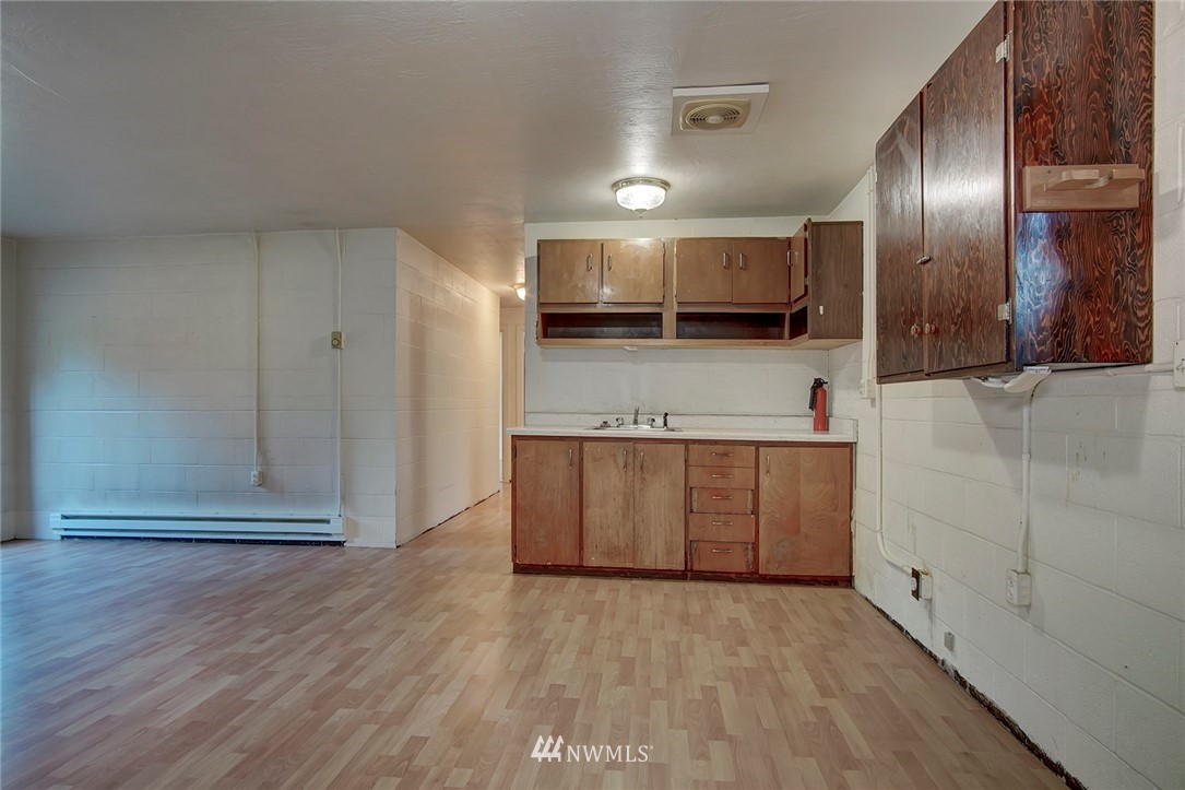 8377 Glenwood Road Southwest Port Orchard, WA 98367 - Photo 23 of 32