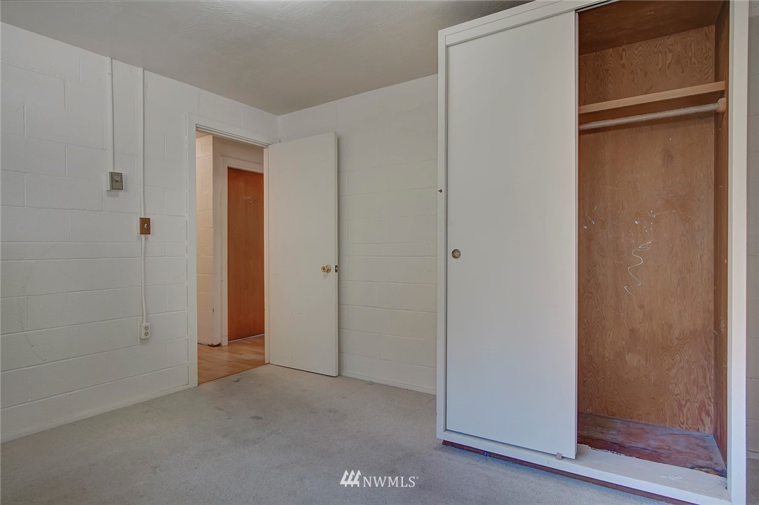 8377 Glenwood Road Southwest Port Orchard, WA 98367 - Photo 26 of 32
