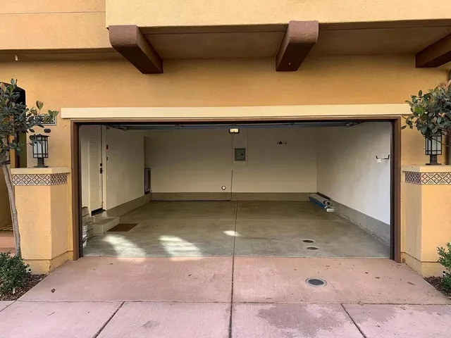 a view of a garage