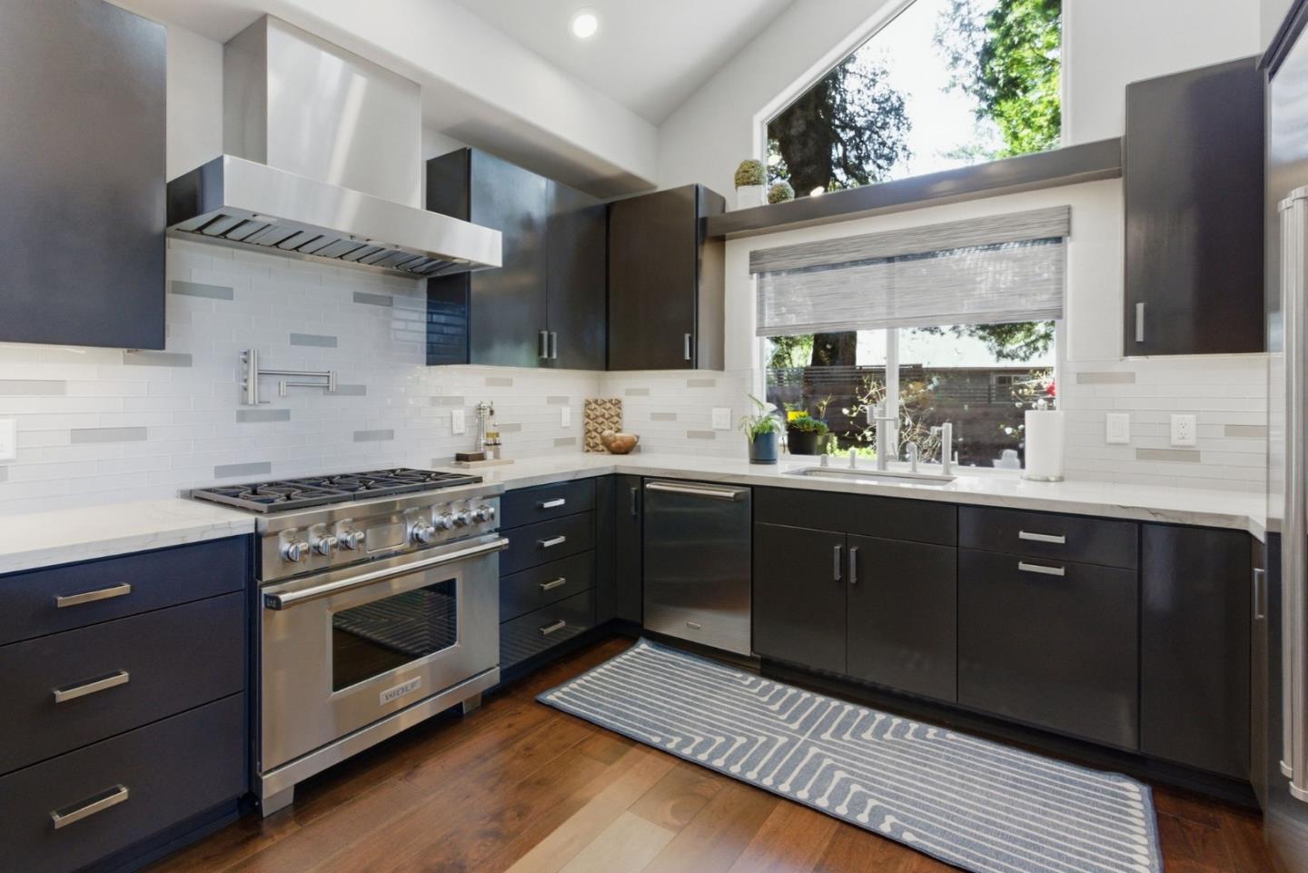 22575 Summit Road Los Gatos, CA 95033 - Photo 9 of 36 Gallery Image 9