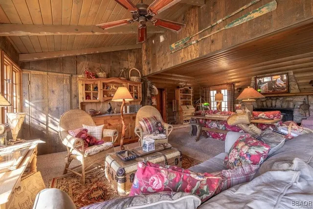 $799,900 | 39654 Flicker Road, Fawnskin, CA 92333