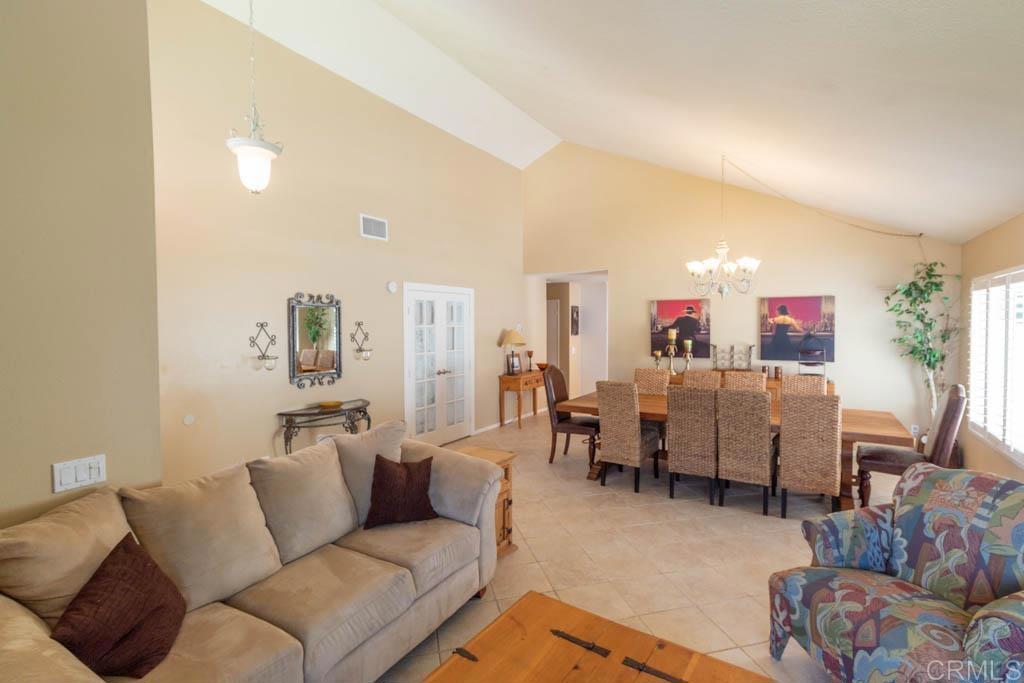 128 Roper Court Encinitas, CA 92024 - Photo 38 of 46 Gallery Image 38
