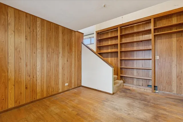 $509,900 | 5440 South Edgewood Avenue, La Grange, IL 60525