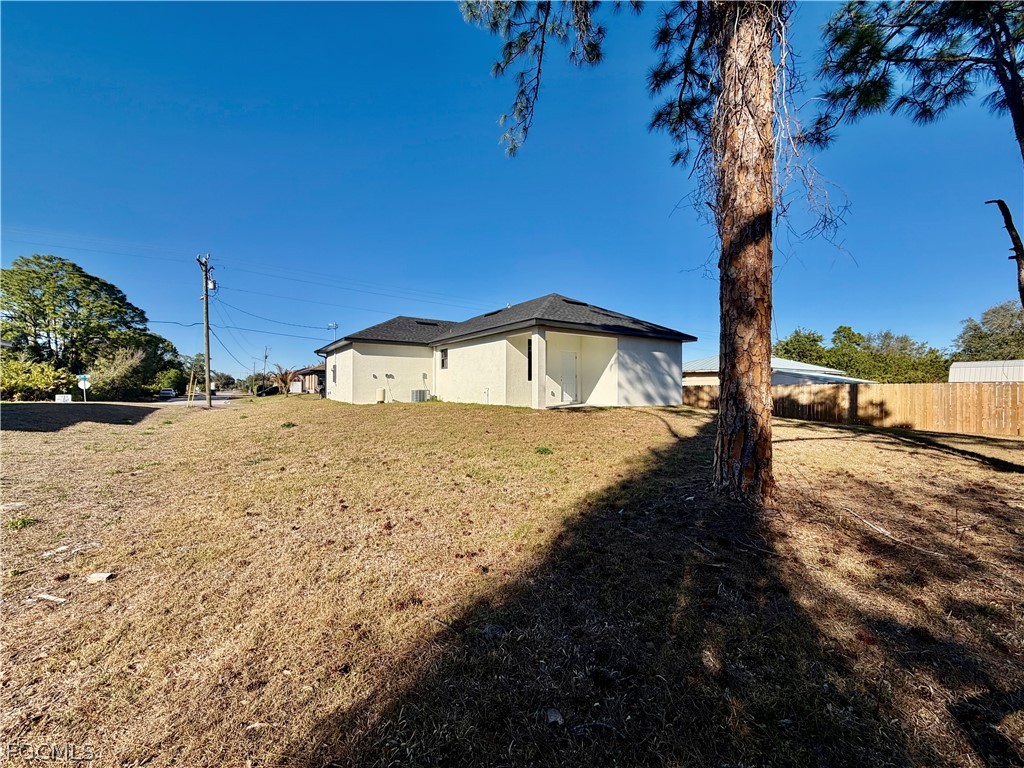 3705 8th Street Southwest Lehigh Acres, FL 33976 - Photo 14 of 16
