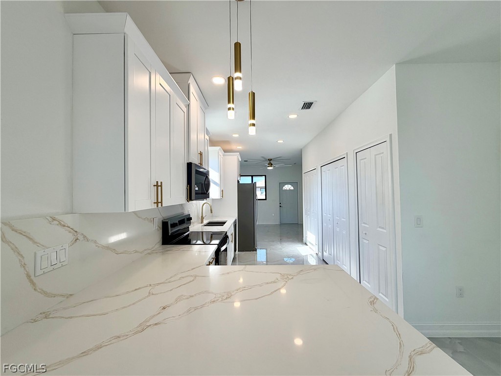 3705 8th Street Southwest Lehigh Acres, FL 33976 - Photo 9 of 16