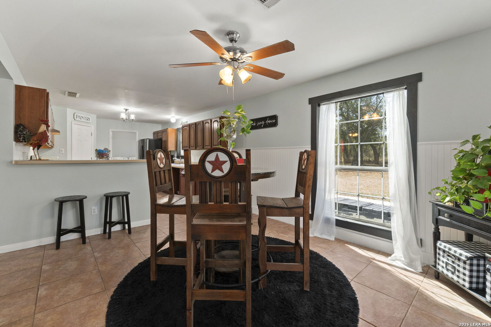 695 Fox Trotter Road Seguin, TX 78155 - Photo 11 of 32 Gallery Image 11